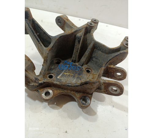 Кулак подвески задний правый, цапфа