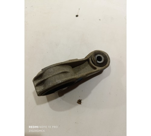 Опора подушка двигателя