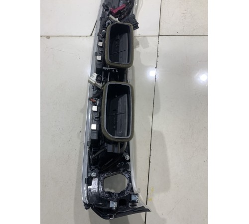 Накладка декоративная торпедо (в сборе)