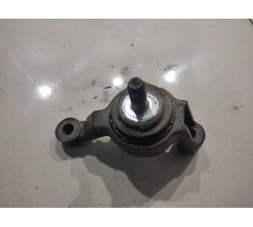 Кронштейн(крепление) переднего редуктора