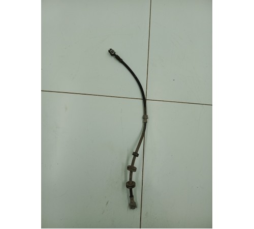 Тормозной шланг передний правый