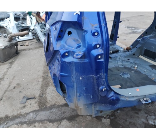 Крыло заднее левое