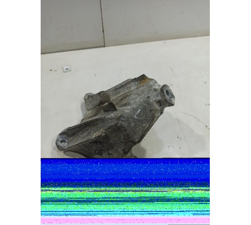 Кронштейн(крепление) двигателя передний левый