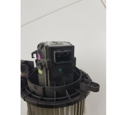 Моторчик отопителя печки задний