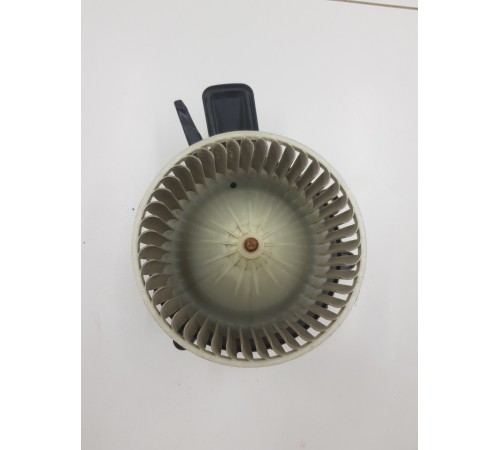 Моторчик отопителя печки задний