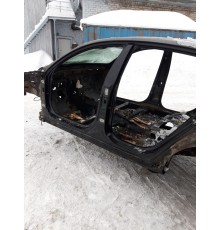 Порог со стойкой(левый)