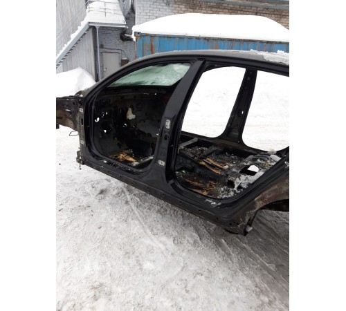 Порог со стойкой(левый)