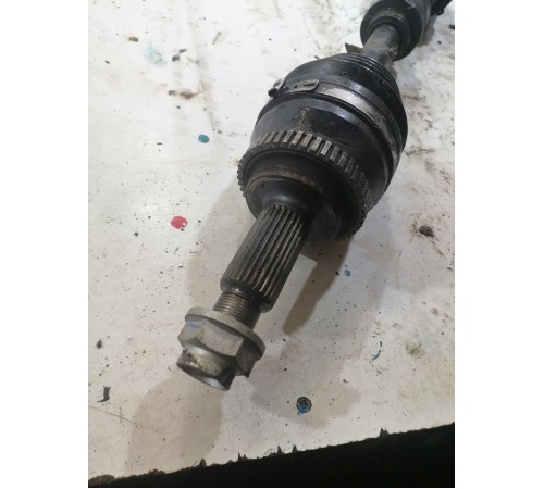 Полуось (привод) передний левый