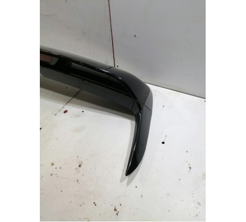 Спойлер крышки багажника