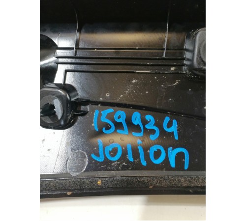 Спойлер крышки багажника