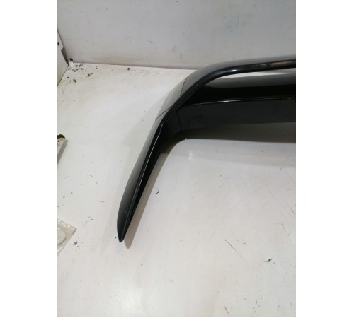 Спойлер крышки багажника