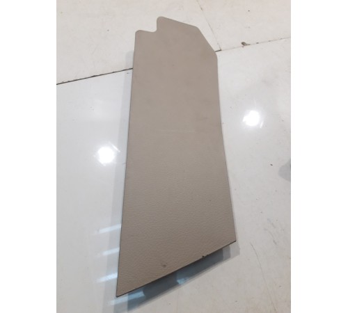 Накладка салона (правая)