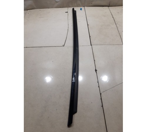 Уплотнитель стекла (задний правый наружный)