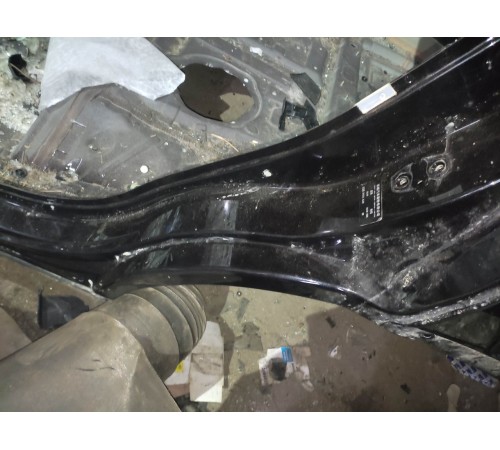 Порог со стойкой (левый)