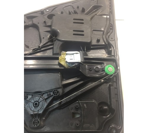 Механизм стеклоподъемника(задний,правый)