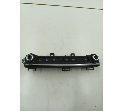 Блок управления климат контролем передний