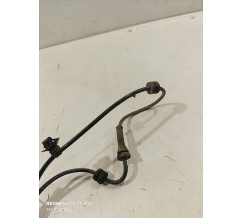 Датчик ABS передний правый