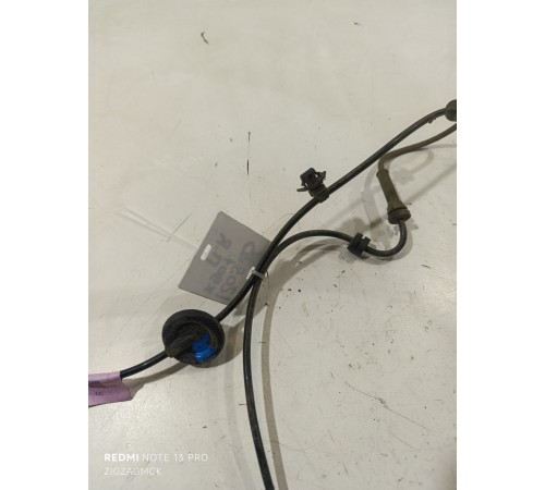 Датчик ABS передний правый