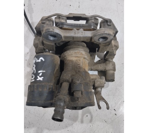 Суппорт(задний правый)