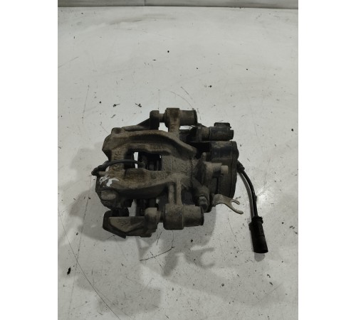 Суппорт(задний правый)