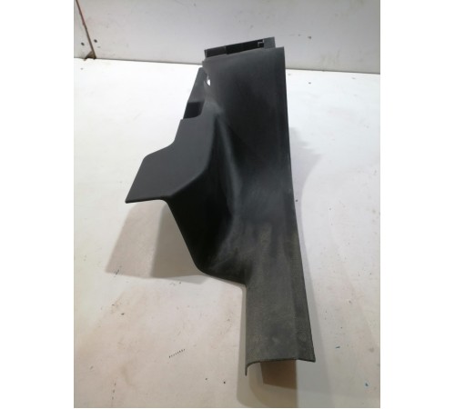 Накладка порога левая внутренняя