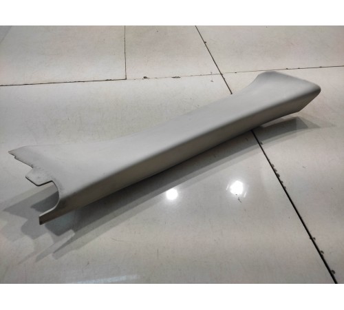 Обшивка стойки (передняя, правая)