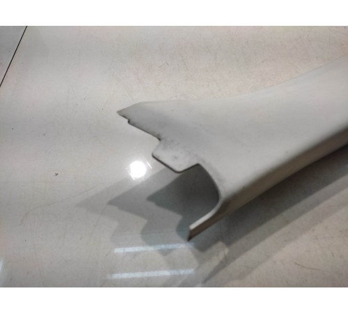 Обшивка стойки (передняя, правая)