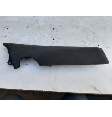 Боковина заднего сиденья (правая)