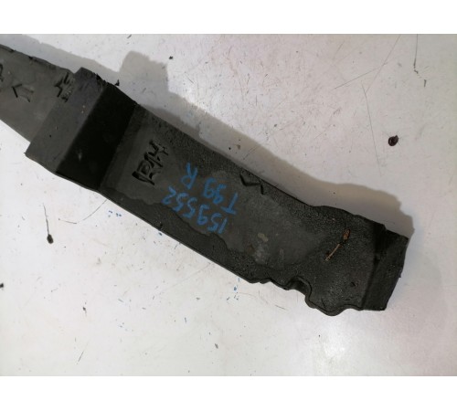  Уплотнитель крыла правый