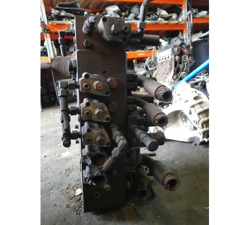 Гидравлический блок распределитель