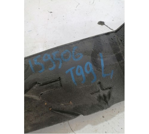  Уплотнитель крыла левый