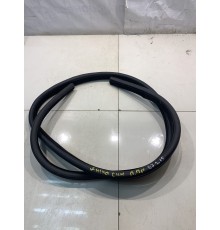 Уплотнитель двери (передний, правый)