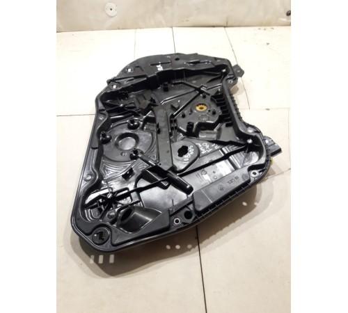 Стеклоподъемник (передний левый)