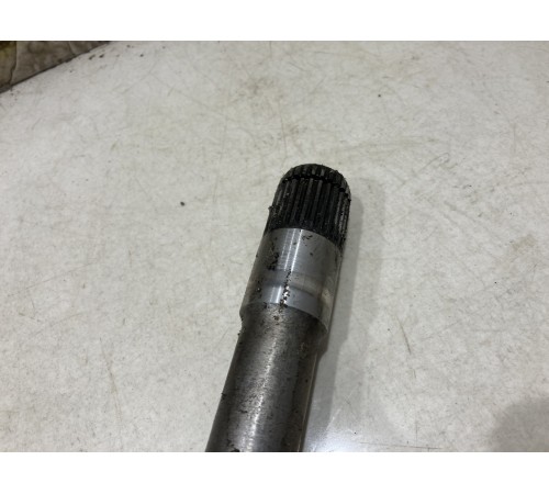 Привод (полуось) (передний, правый)