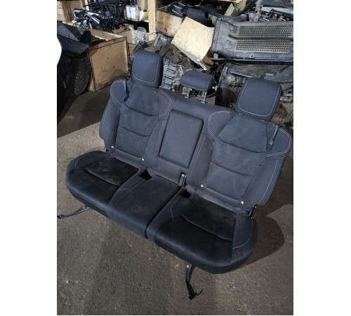 Задний ряд сидений