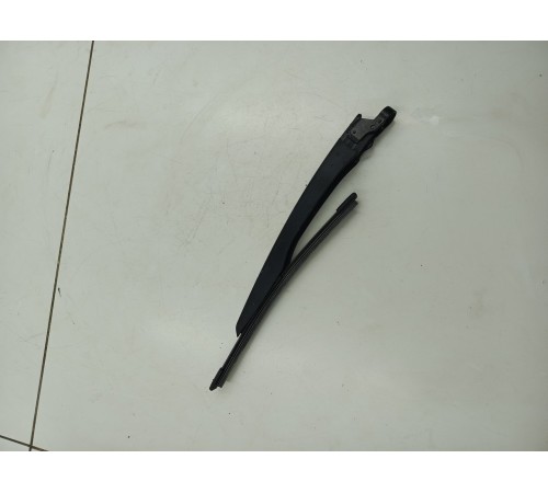 Поводок стеклоочистителя задний