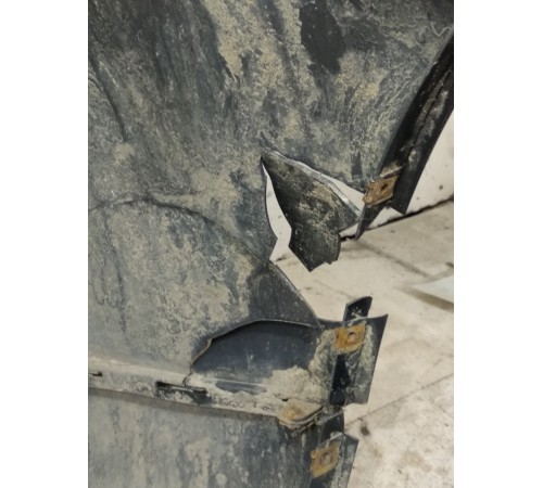 Бампер задний