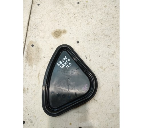 Заглушка двери передней левой