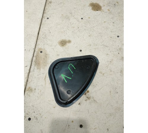 Заглушка двери передней левой