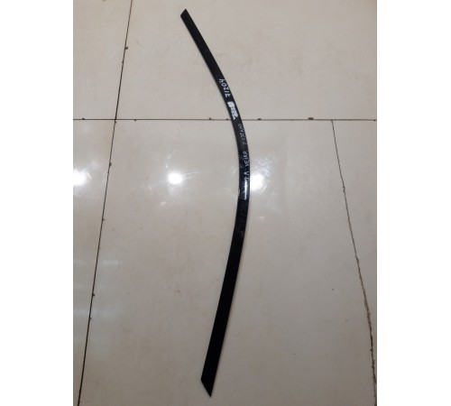 Молдинг глухого стекла (задний, левый)