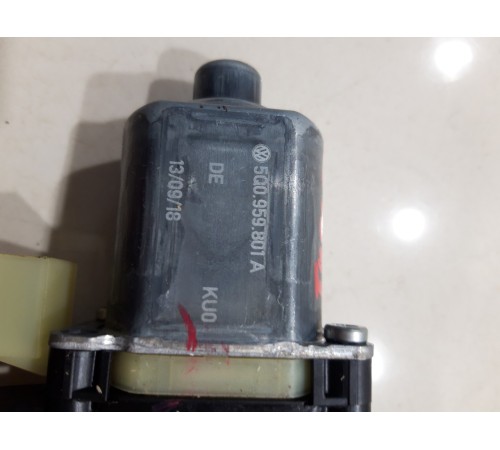 Моторчик стеклоподъемника (задний левый)