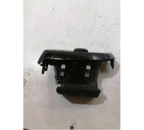 Воздушный дефлектор передний