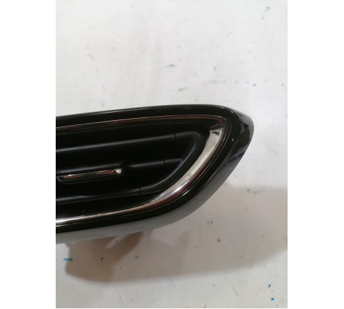 Воздушный дефлектор передний