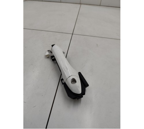 Ручка двери передняя левая наружная