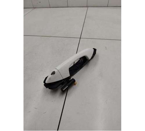 Ручка двери передняя левая наружная