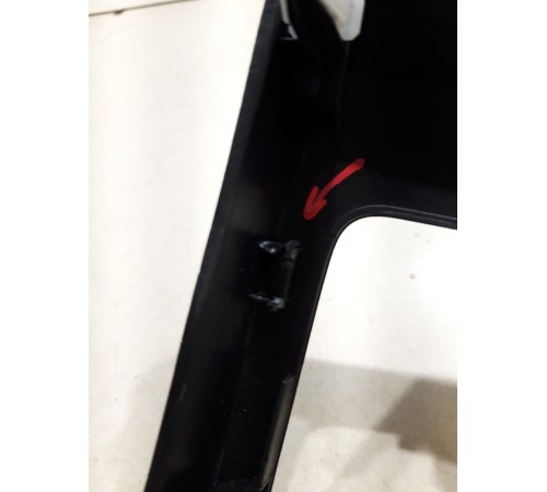 Накладка центральной консоли задняя