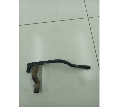 Патрубок системы охлаждения