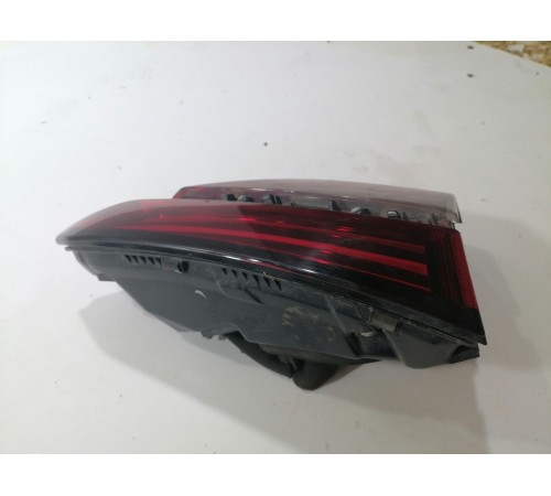 Фонарь задний левый внутренний