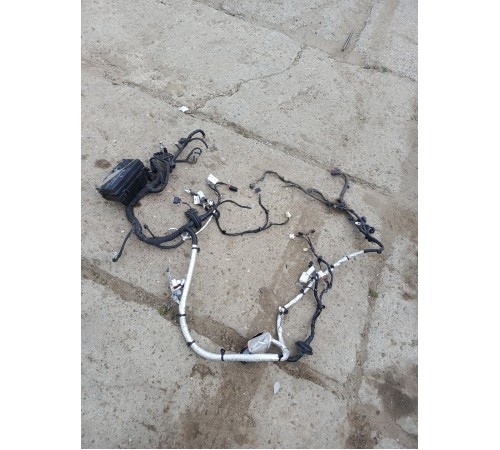 Электропроводка подкапотная с монтажным блоком