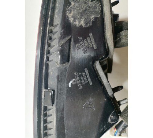 Фонарь задний левый внутренний